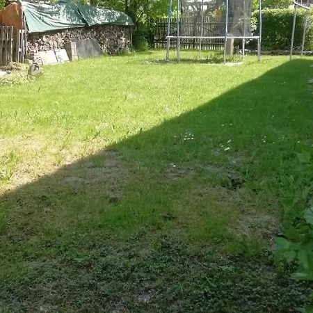 Vip-Zelten Im Garten - Camping Weischlitz Exterior foto